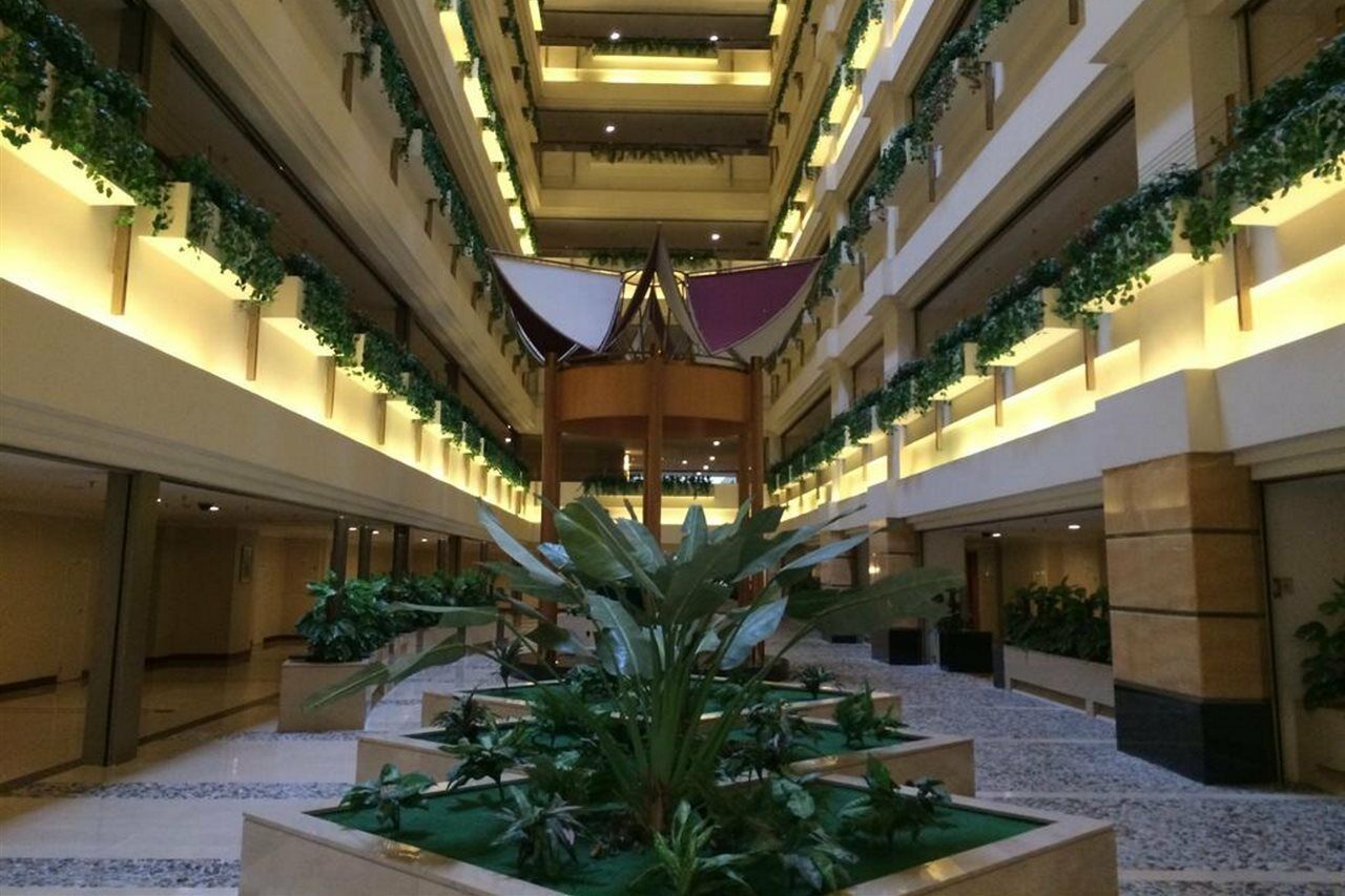 Shenzhen Dongmen Metropark Suites Hotel Экстерьер фото