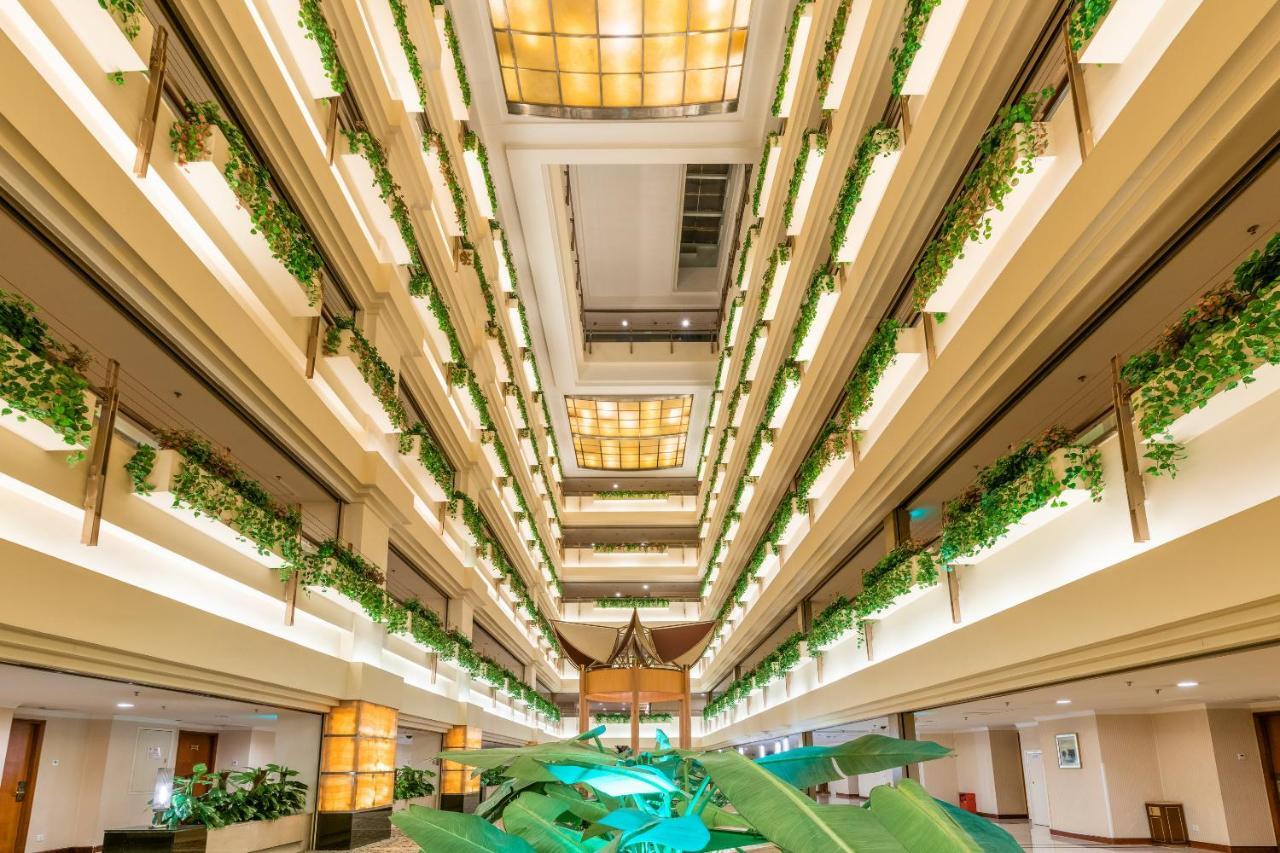 Shenzhen Dongmen Metropark Suites Hotel Экстерьер фото